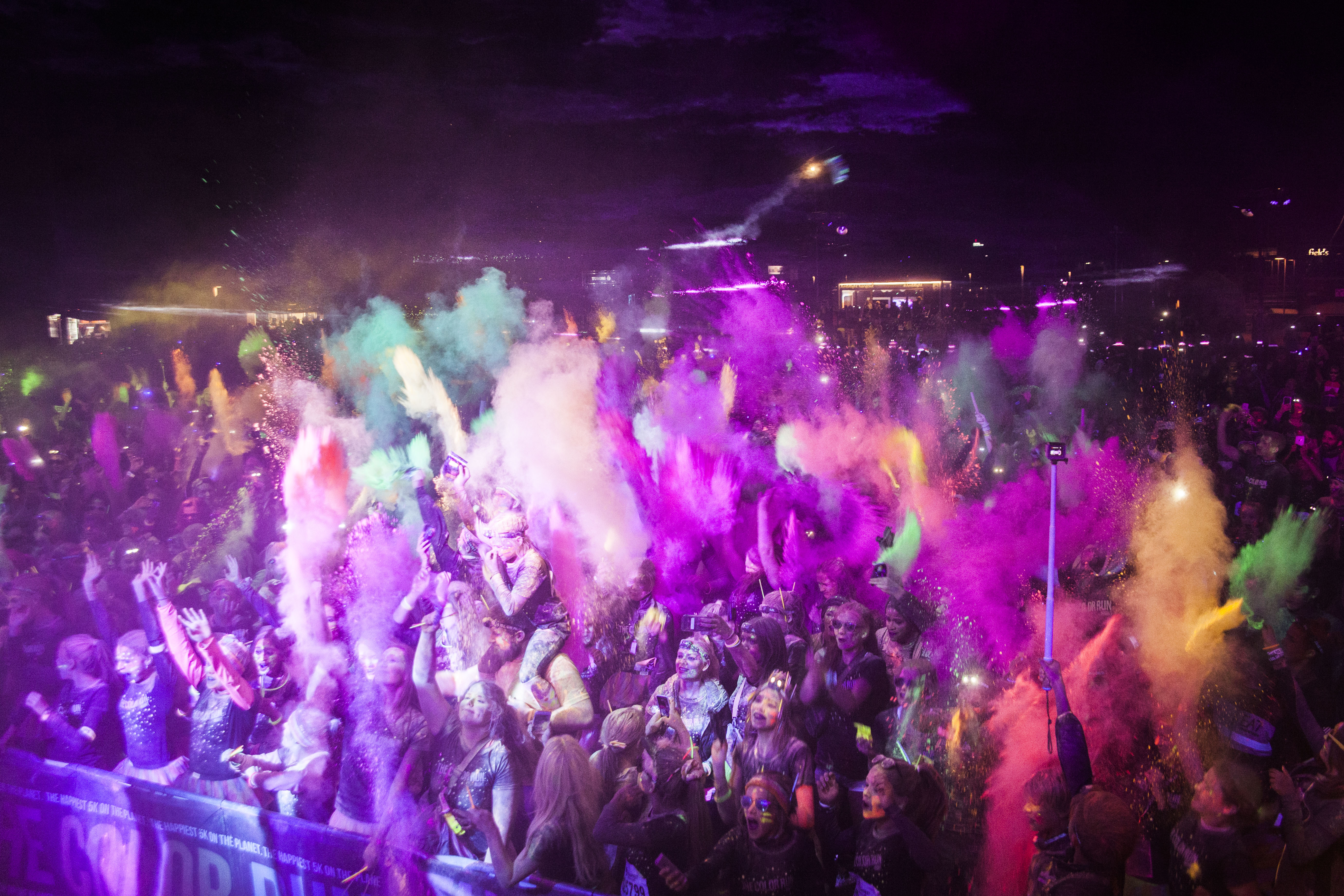 TheColorRunNight2015_HelenaLundquist_mindre_38